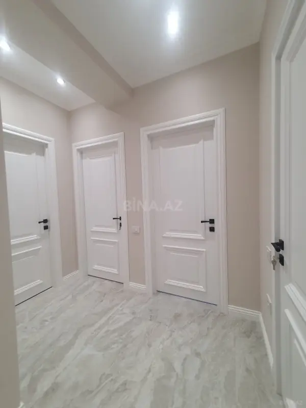 Satılır 2 otaqlı mənzil 87 m²