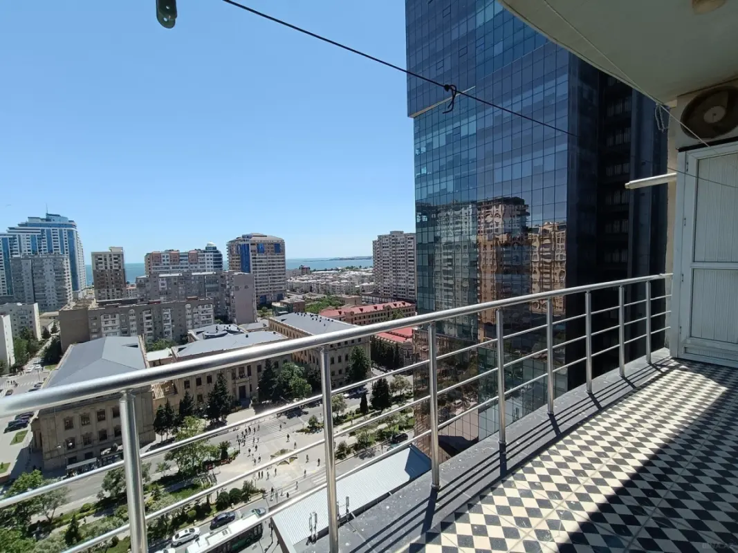 Kirayə verilir 2 otaqlı mənzil 90 m²