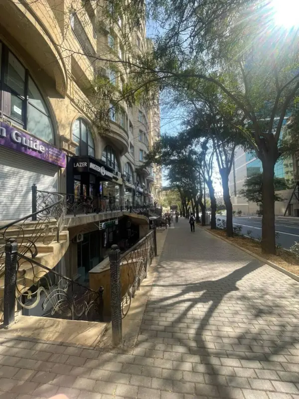Kirayə verilir 4 otaqlı ofis 98 m²