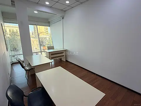 Kirayə verilir 1 otaqlı ofis 18 m² — Bakı, Sahil qəs. 1 otaq 18.00 m²