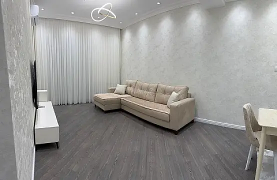 Kirayə verilir 2 otaqlı mənzil 65 m² — Bakı 2 otaq 65.00 m²