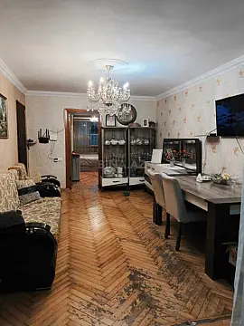 Satılır 2 otaqlı mənzil 42 m² — Bakı, Həzi Aslanov qəs. 2 otaq 42.00 m²