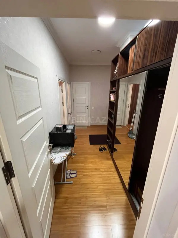 Kirayə verilir 2 otaqlı mənzil 80 m²