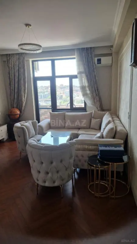Satılır 3 otaqlı mənzil 100 m²