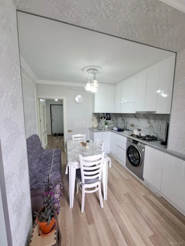 Satılır 2 otaqlı mənzil 65 m²