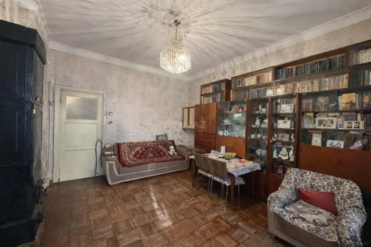 Satılır 3 otaqlı mənzil 67.7 m²