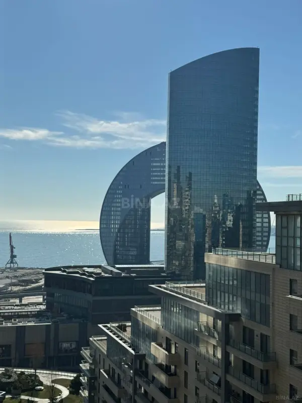 Kirayə verilir 3 otaqlı mənzil 150 m²