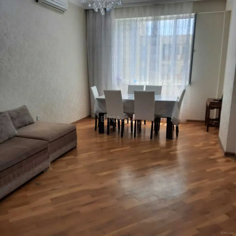 Satılır 2 otaqlı mənzil 95 m²