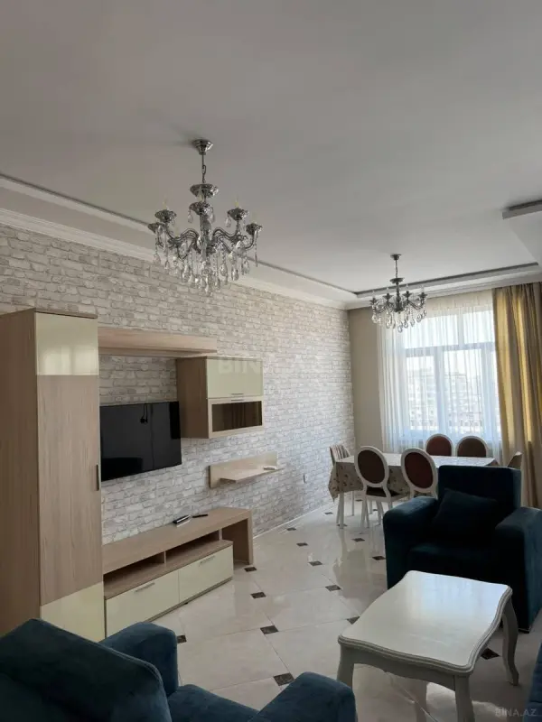 Kirayə verilir 3 otaqlı mənzil 120 m²