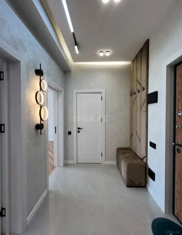 Satılır 2 otaqlı mənzil 67 m²