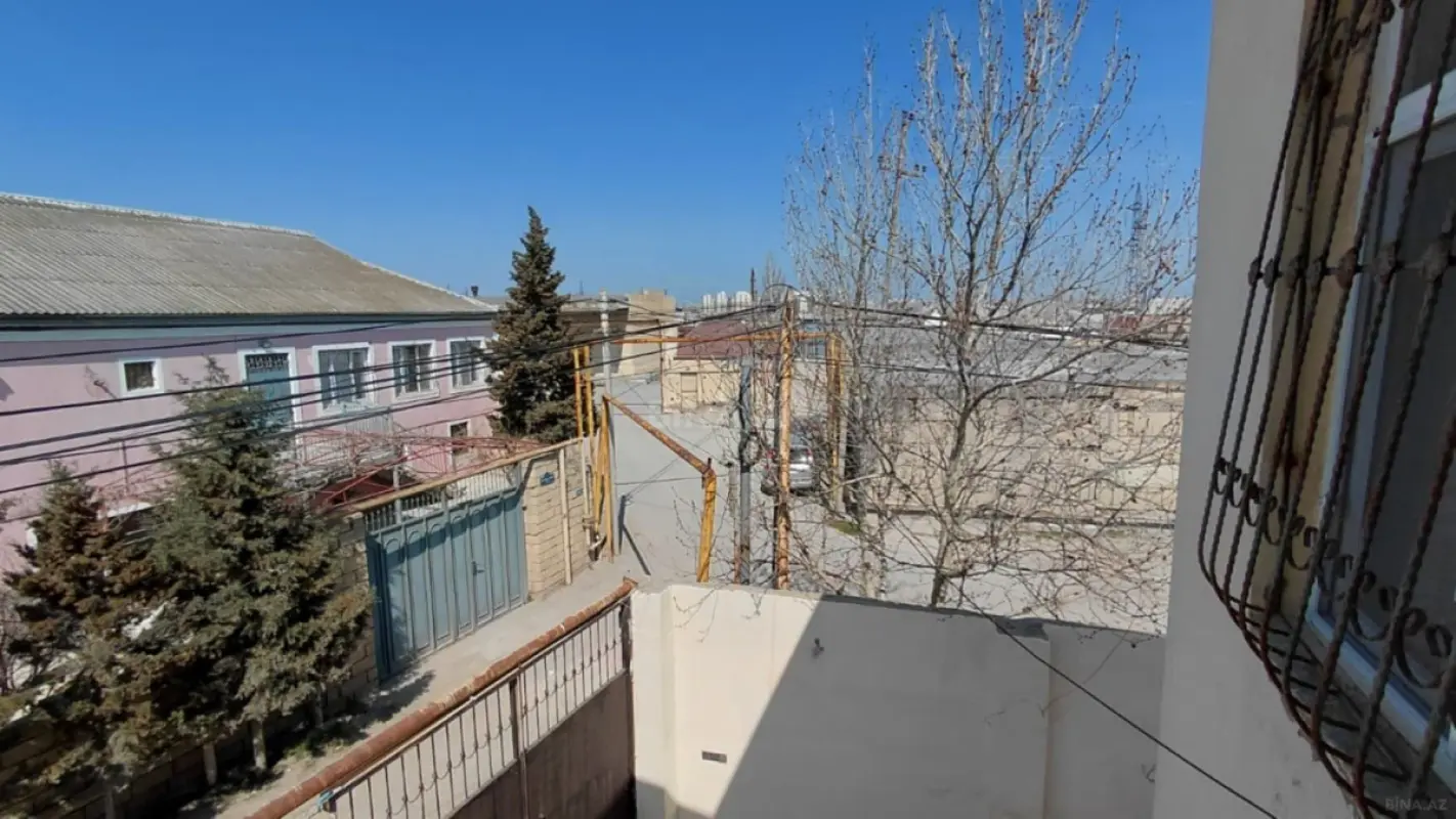 Satılır 4 otaqlı həyət evi 101 m²