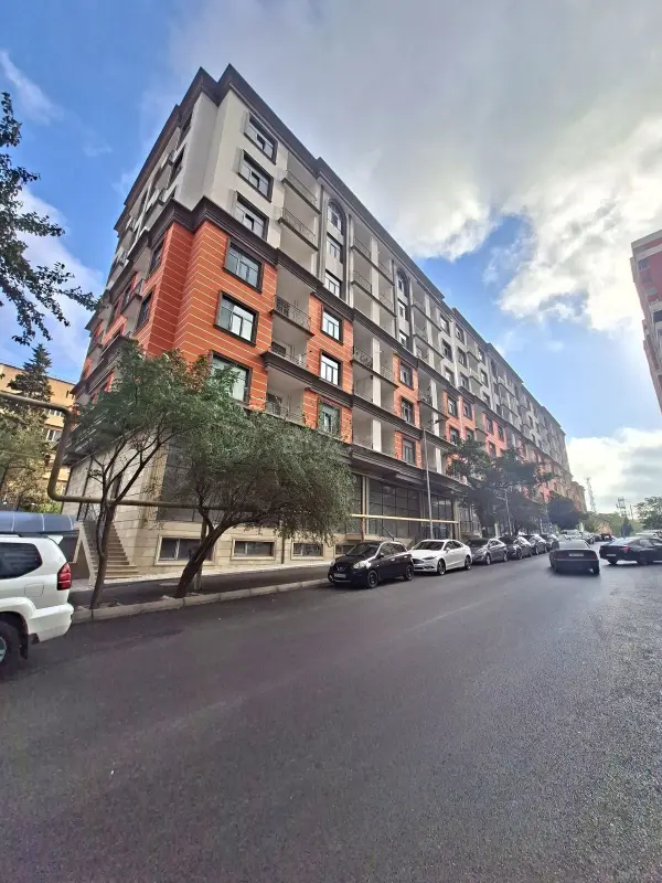 Satılır 2 otaqlı mənzil 70 m²