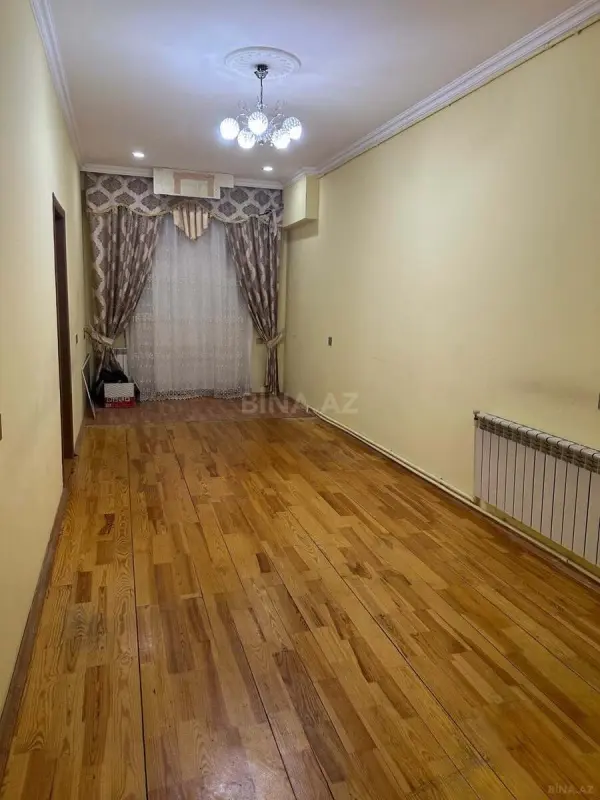 Satılır 3 otaqlı mənzil 61 m²