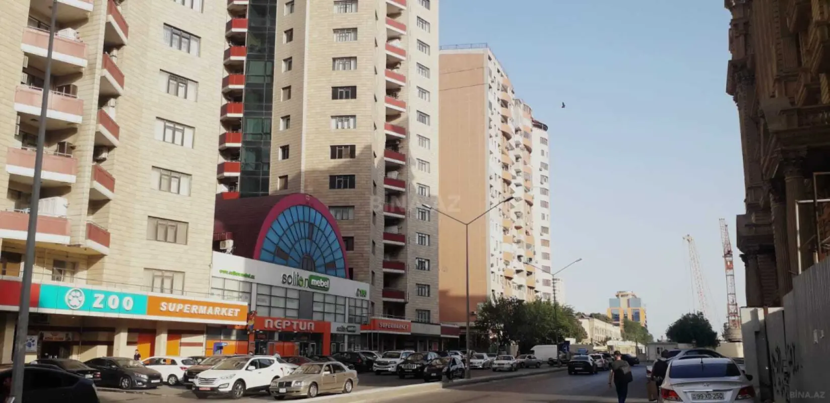 Satılır 3 otaqlı mənzil 143 m²