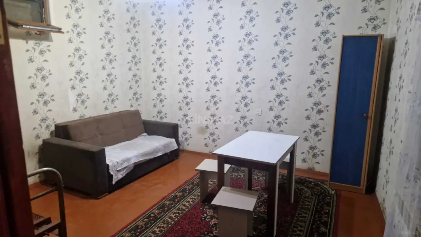 Kirayə verilir 4 otaqlı mənzil 105 m²