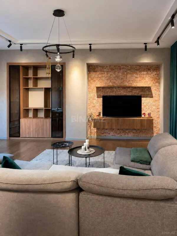 Kirayə verilir 3 otaqlı mənzil 115 m²