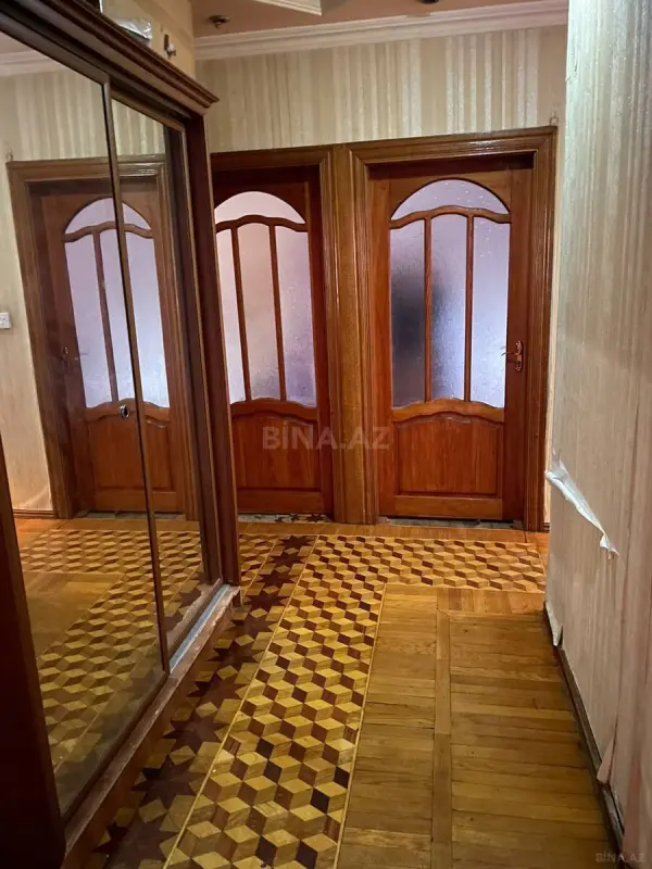 Satılır 3 otaqlı mənzil 81 m²