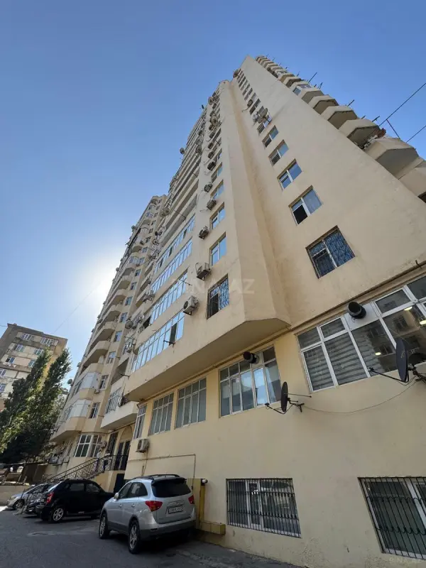 Satılır 2 otaqlı mənzil 56 m²