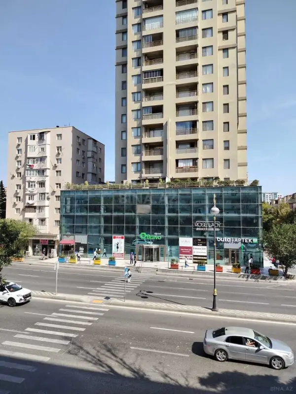 Satılır 3 otaqlı mənzil 95 m²