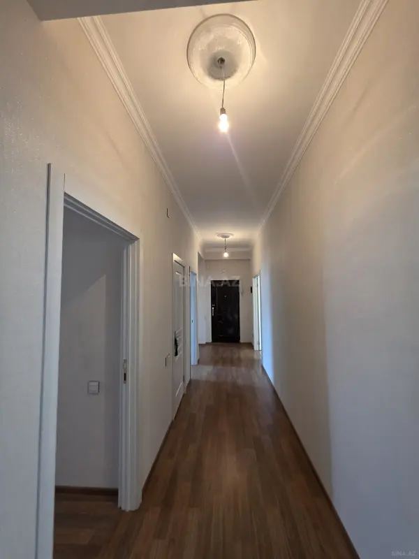 Satılır 4 otaqlı mənzil 114 m²