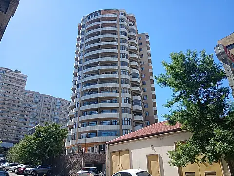Kirayə verilir obyekt 276 m² — Bakı 276.00 m²