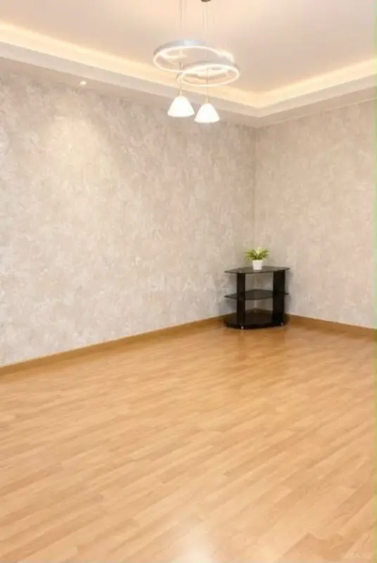 Satılır 2 otaqlı mənzil 52 m²