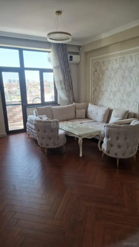 Satılır 3 otaqlı mənzil 103.5 m²