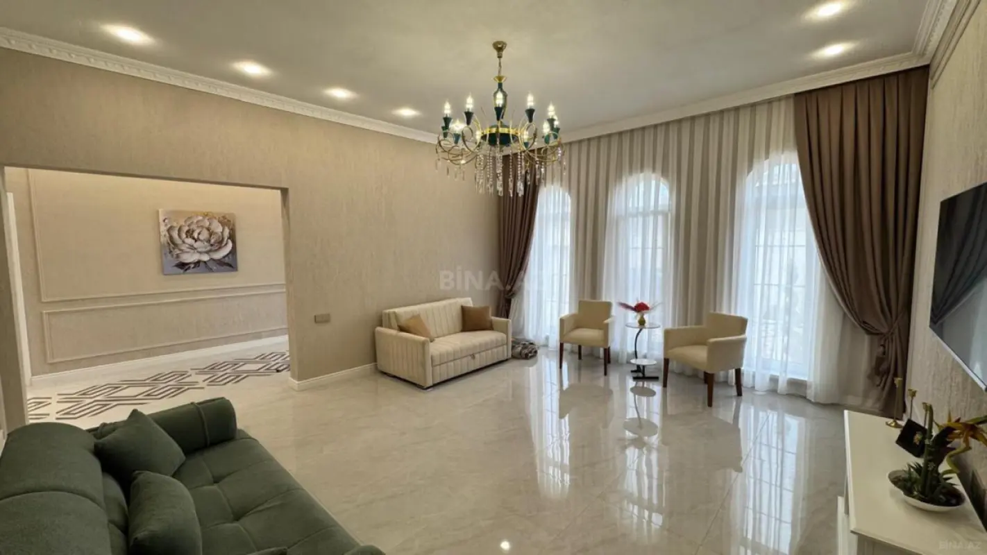 Satılır 4 otaqlı həyət evi 160 m²