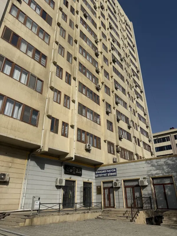 Kirayə verilir obyekt 90 m²