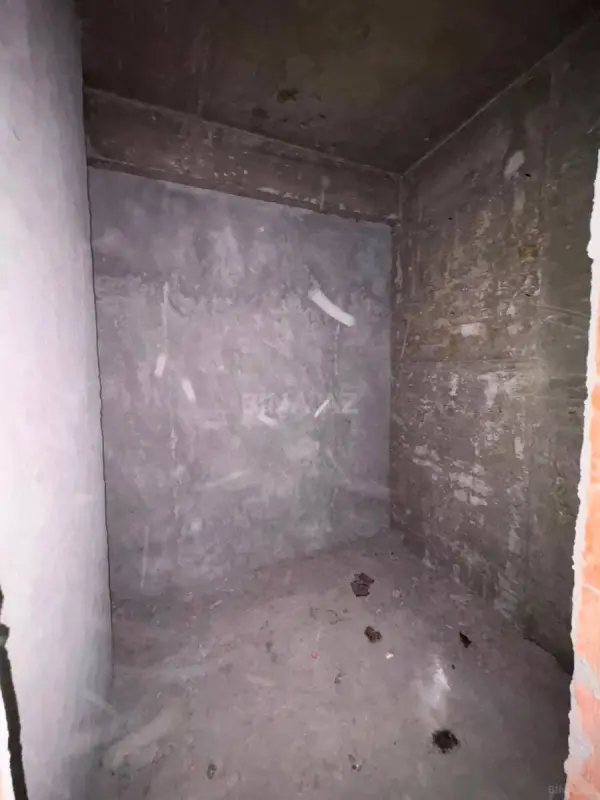 Satılır 2 otaqlı mənzil 114 m²