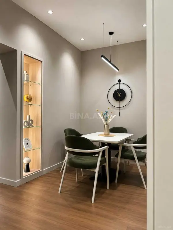 Satılır 2 otaqlı mənzil 68 m²