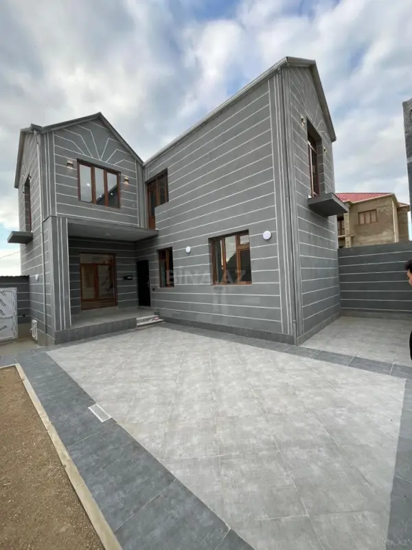 Satılır 4 otaqlı həyət evi 120 m²