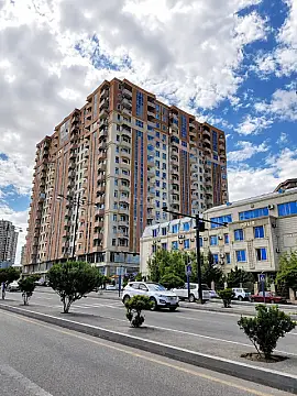 Satılır 3 otaqlı mənzil 116 m² — Bakı, İnşaatçılar 3 otaq 116.00 m²