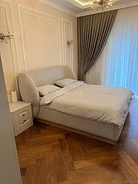 Kirayə verilir 2 otaqlı mənzil 75 m² — Bakı 2 otaq 75.00 m²