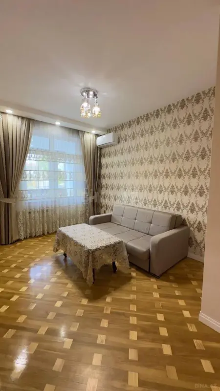 Satılır 3 otaqlı mənzil 115 m²