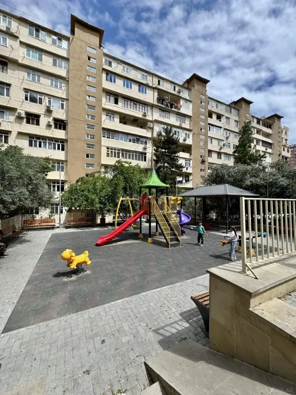 Satılır 2 otaqlı mənzil 48 m²
