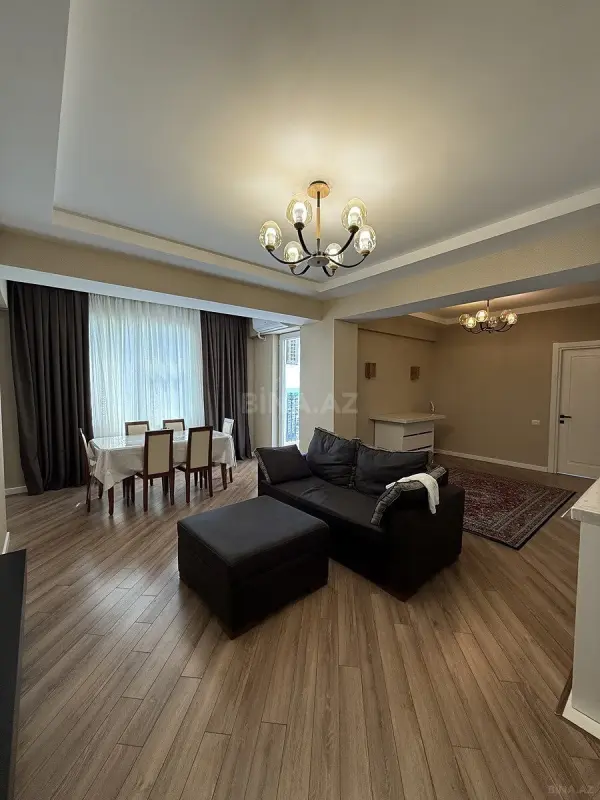 Satılır 3 otaqlı mənzil 95 m²