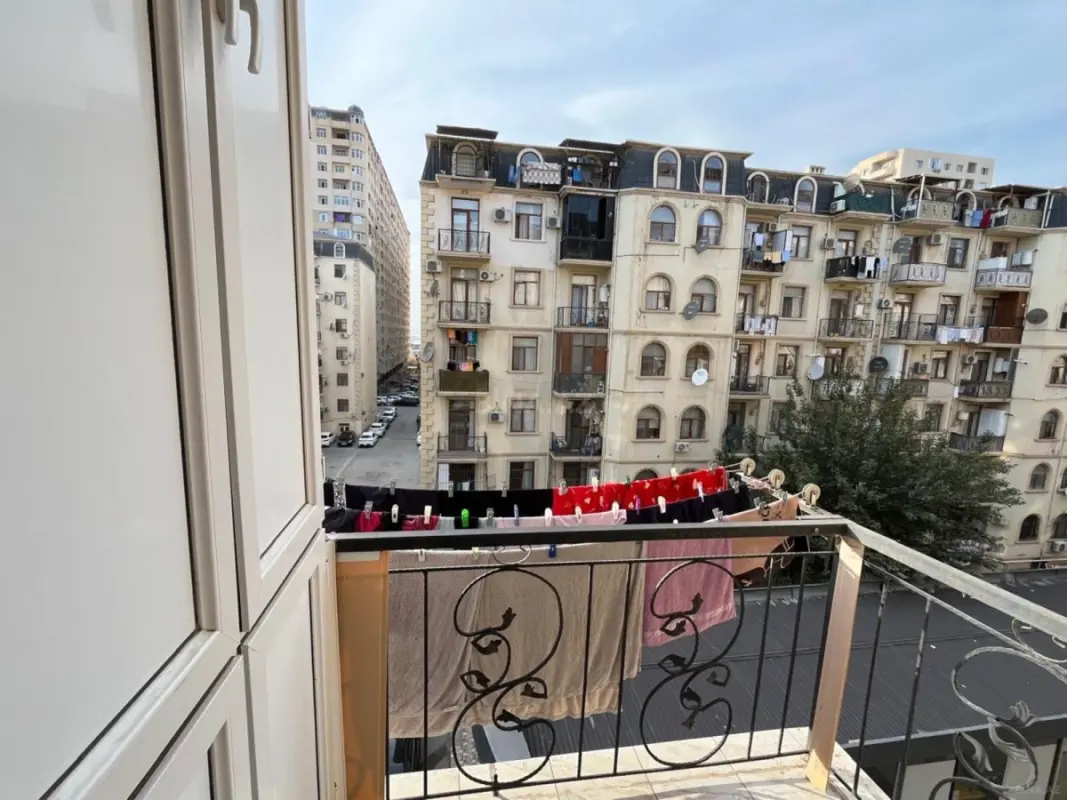 Satılır 3 otaqlı mənzil 78 m²