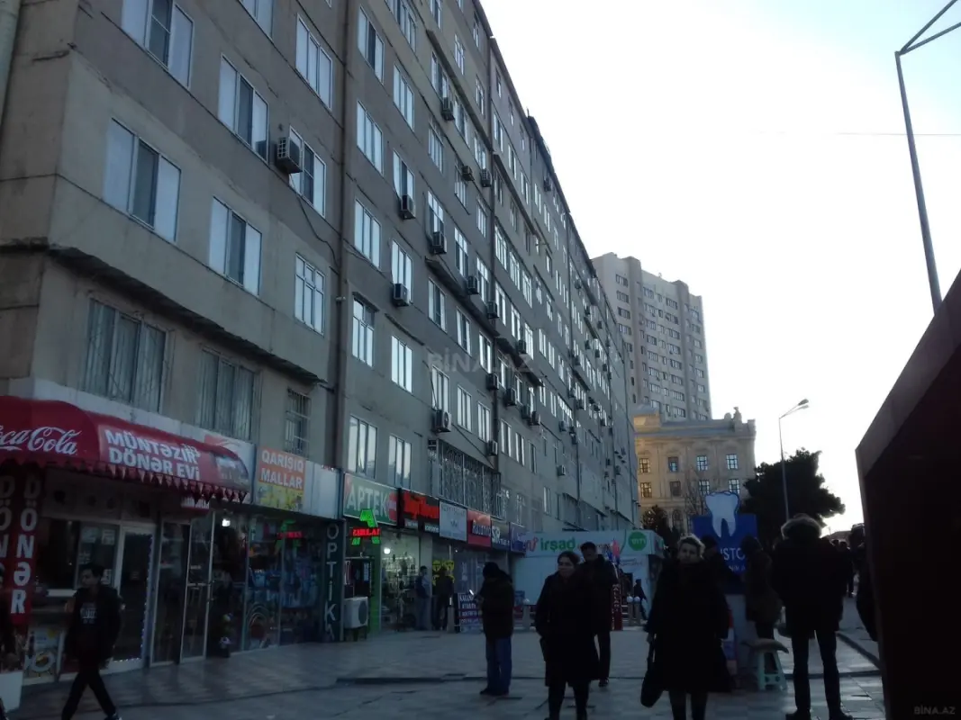 Satılır 2 otaqlı mənzil 65 m²