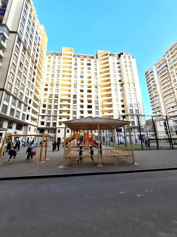 Satılır 3 otaqlı mənzil 71 m²