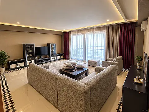 Kirayə verilir 2 otaqlı mənzil 90 m² — Bakı, Xətai 2 otaq 90.00 m²