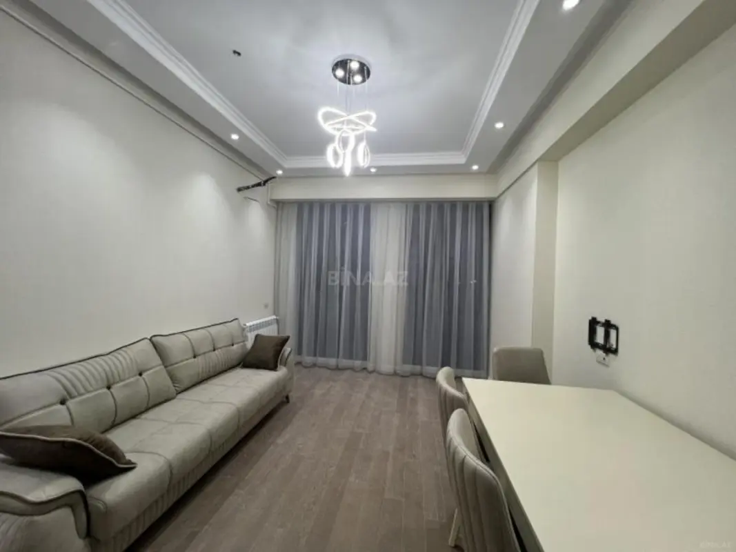 Kirayə verilir 2 otaqlı mənzil 55 m²