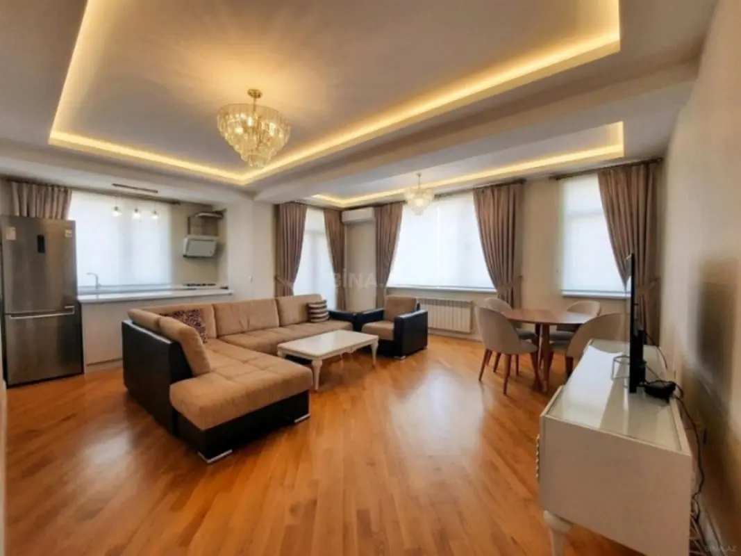 Satılır 3 otaqlı mənzil 95 m²