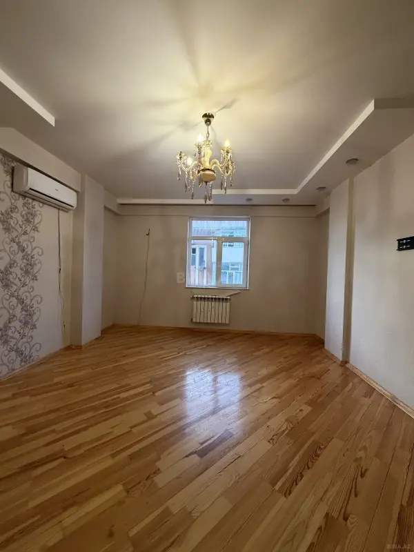 Satılır 2 otaqlı mənzil 43 m²