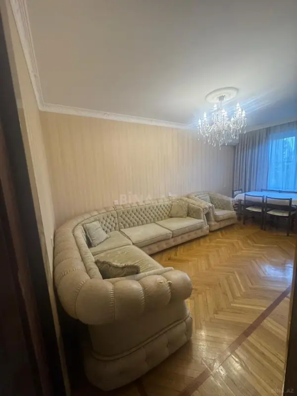 Satılır 4 otaqlı mənzil 75 m²