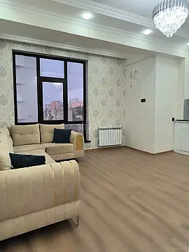 Kirayə verilir 3 otaqlı mənzil 80 m² — Bakı, Yeni Günəşli 3 otaq 80.00 m²
