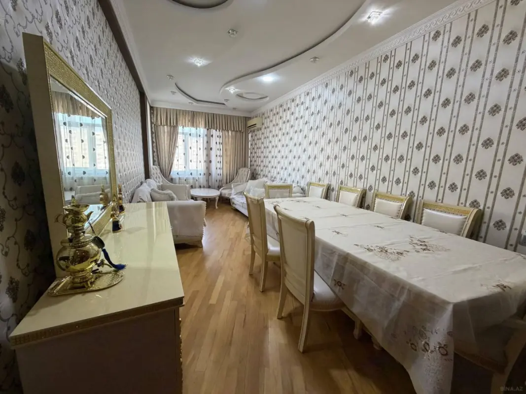 Satılır 3 otaqlı mənzil 110 m²