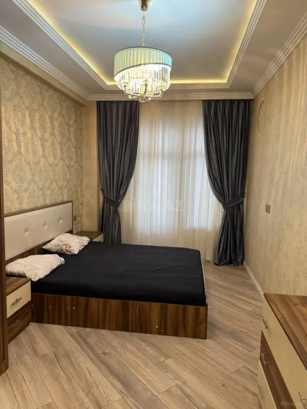 Kirayə verilir 2 otaqlı mənzil 70 m²