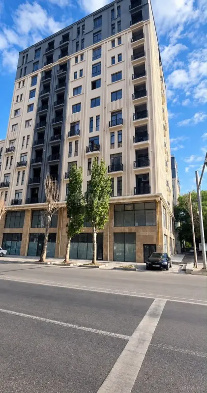 Satılır obyekt 71 m²