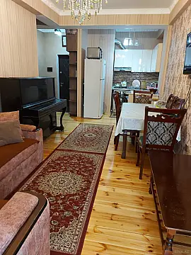 Kirayə verilir 2 otaqlı mənzil 70 m² — Bakı, Nərimanov 2 otaq 70.00 m²